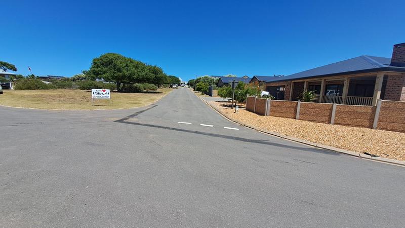 3 Bedroom Property for Sale in Stilbaai Wes Western Cape